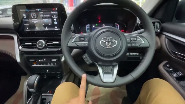 Mini Fortuner? All New 2023 Toyota Urban Cruiser Hyryder V Hybrid❤️ Full Detailed Review In Hindi смотреть онлайн