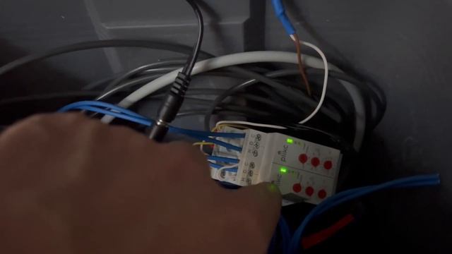 Roborock S7 Pro Ultra directly connected to clean and dirt water pipes. Fully autonomous. смотреть онлайн