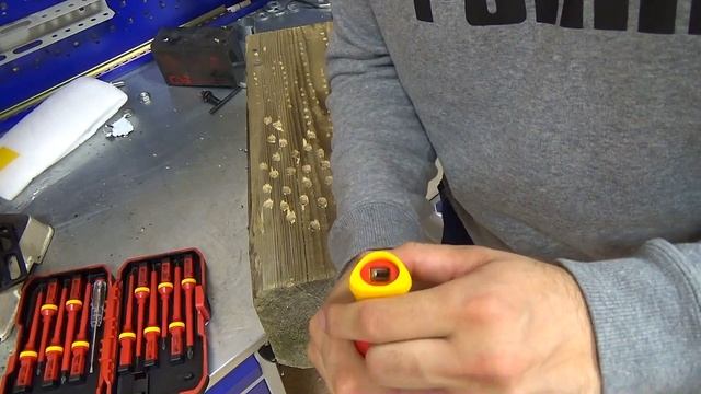 Крутой набор диэлектрических отверток из Китая (AliExpress) смотреть онлайн