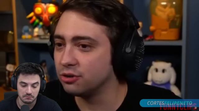 FELIPE NETO REAGINDO À DICÇÃO DO ALANZOKA | Cortes Felipe Neto смотреть онлайн