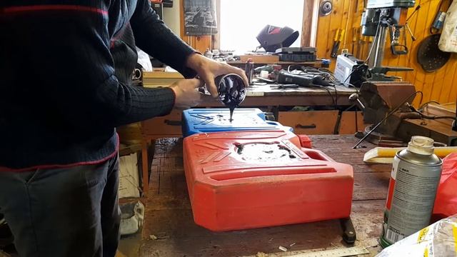 Крепление для экспедиционных канистр. смотреть онлайн