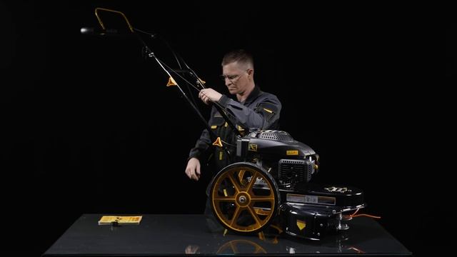 Как собрать лесочную газонокосилку GLM-5.0 L | HUTER смотреть онлайн