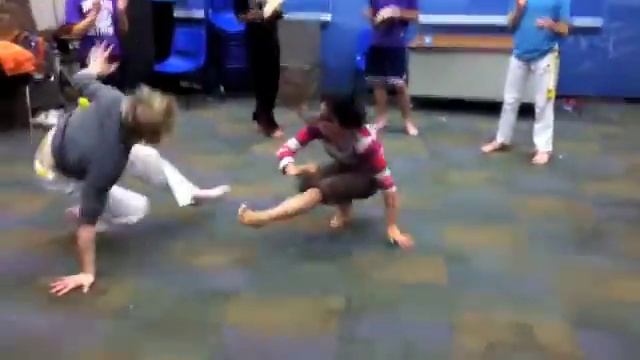 Capoeira Club 12.20.10 смотреть онлайн