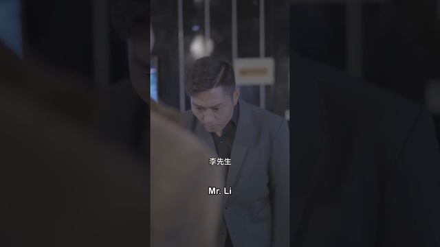 我釣上來一個翹臀美女，見我天生聖體，邀請我打她的窩？她不知道我是萬國之上，山河之神的化身，現在人間有難，特地下凡救世！人間紅塵未斷，我將為了家人付出一起！《威震四海》全集！ смотреть онлайн
