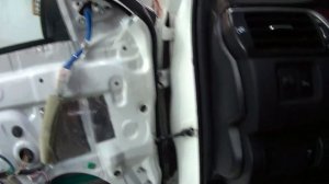 Toyota Camry v50  ( Установка ремкомплекта ограничителя двери )