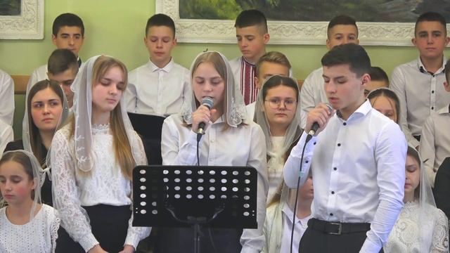 Пісня: "Молитва до Бога як птах білокрилий" - Соломія Михалюк, Світлана Скорбатюк, Роман Паламарчук смотреть онлайн