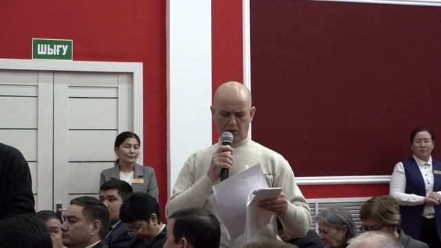 Встреча акима Акмолинской области с жителями села Степногорск смотреть онлайн