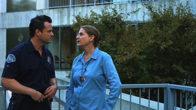 Actor Eddie Vincent and actress Drea Hoffman in unedited cop scene. смотреть онлайн