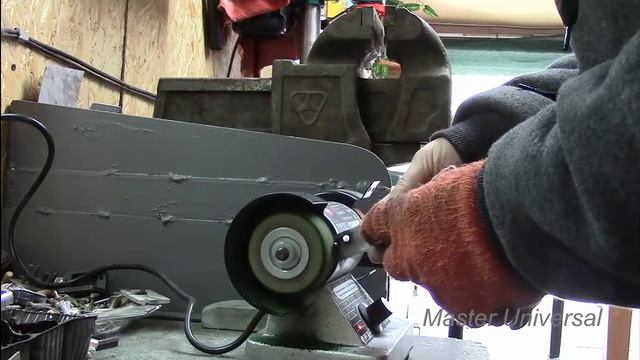 Швейная машина Версаль. Шлифуем, полируем рукав машины. Видео № 214. смотреть онлайн