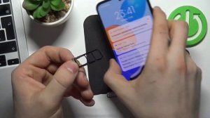 Как вставить сим карту в Redmi Note 11 / Как вставить карту памяти в Redmi Note 11