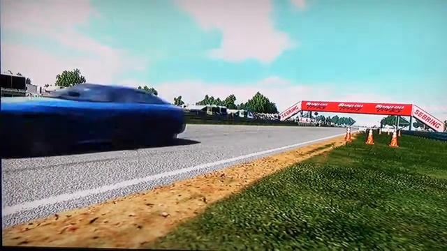 2007 Audi S5 sur le tracé de Sebring. смотреть онлайн