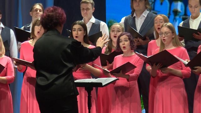 "Хвалите имя Господне" муз И. Сальниковой Молодежный хор смотреть онлайн
