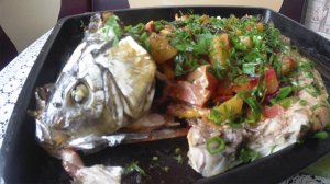 Сазан в рукаве, печёный с овощами, мой рецепт.