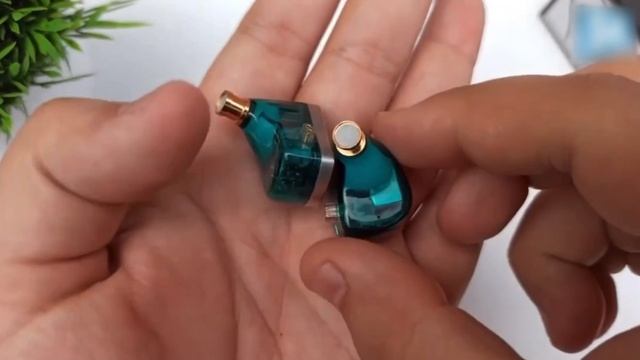 Ультрамодные проводные наушники! смотреть онлайн