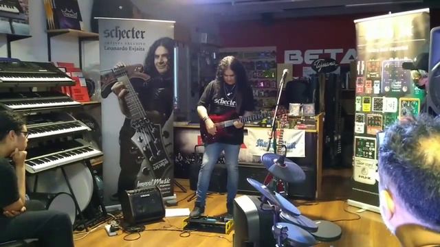 "Un dia de furia" en workshop ciudad de Lujan #guitar #music #schecterguitars #nuxefx #rock смотреть онлайн