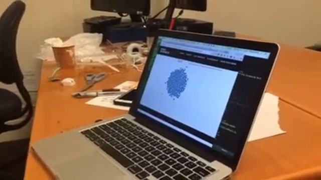 Force Directed Graph Hairball смотреть онлайн