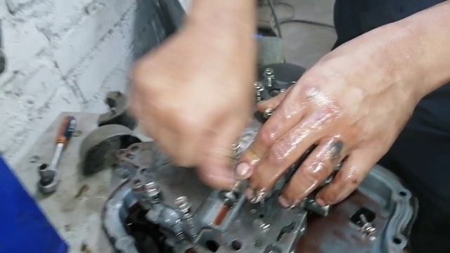 Toyota Filder Замена Масла и Фильтров Вариатора.. смотреть онлайн