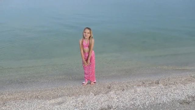 пришла посылочка, примеряем смотреть онлайн