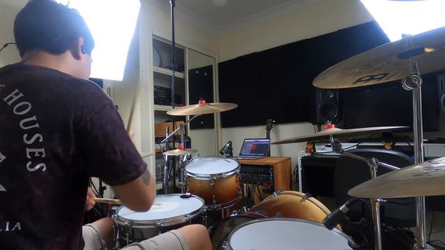 Machine Gun Kelly ft. Halsey - Forget Me Too - Matt Barkmeyer Drum Cover смотреть онлайн