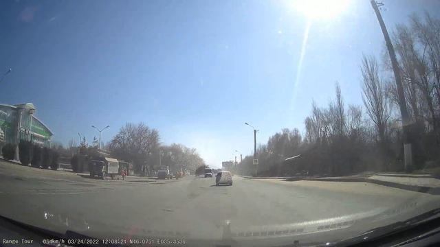 Луганск, ул. Оборонная, Острая Могила. 2022/03/24 смотреть онлайн