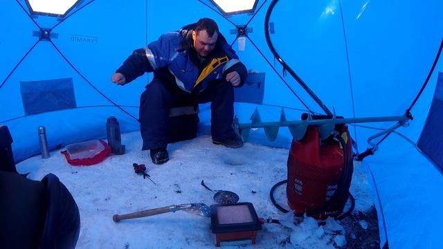 Зимняя рыбалка в -43 градуса. Иркутская область. смотреть онлайн