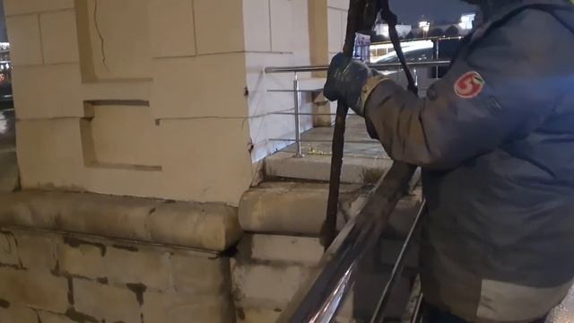 Москва-река вновь подарила нам кучу металла и интересные Находки на поисковый магнит. смотреть онлайн