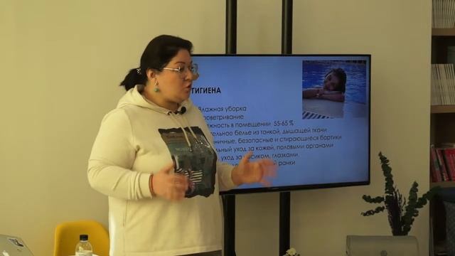 ЭФИР: Первые дни дома смотреть онлайн