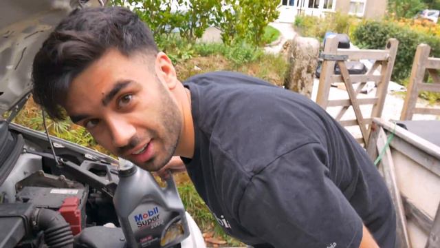 How to Change Car Oil - Tutorial (Gone Wrong) | Mitsubishi Colt смотреть онлайн