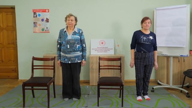 Эти 9 эффективных упражнений помогут пожилым избежать падений и травм смотреть онлайн