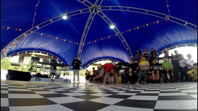 Selection ( 9 - 11 лет ) - Bboy Lyutik смотреть онлайн
