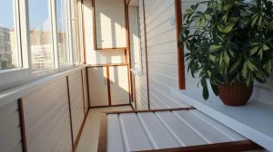 Варианты отделки балкона внутри