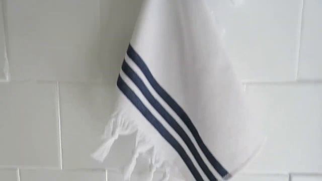 ВАННАЯ КОМНАТА 2 серия смотреть онлайн