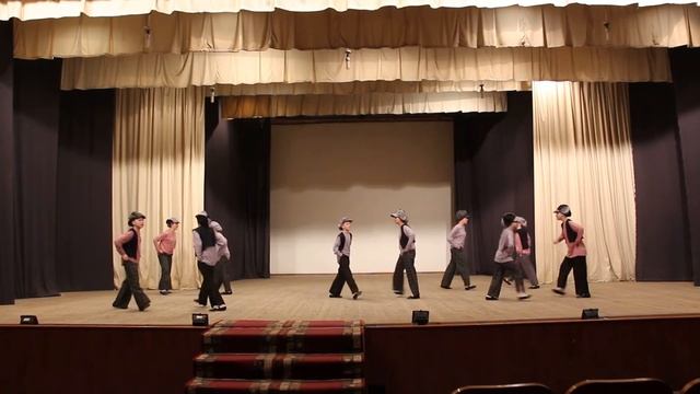 "Сорванцы". Ансамбль танца "Куралесики", НОШ №37, г. Чита. смотреть онлайн