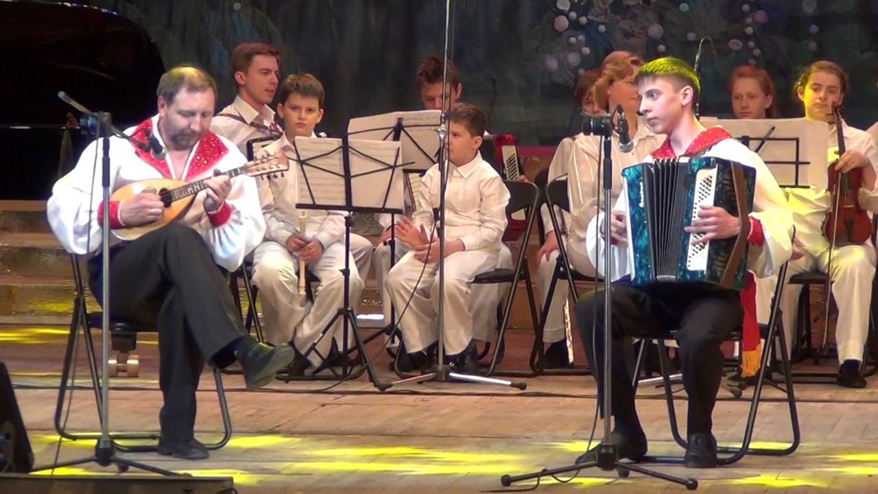 В. Кьяра, "Испанское болеро" / La Spagnola Vincenzo Di Chiara смотреть онлайн