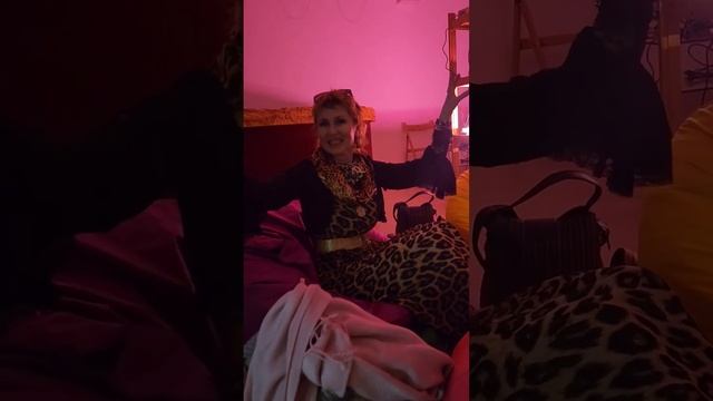 Очередной Женский круг ? Делимся атмосферой. Арт-пространство Wizard смотреть онлайн