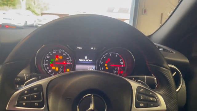 ON SALE: £24,500 MERCEDES GLA 180 AMG Line Edition 5dr Auto смотреть онлайн
