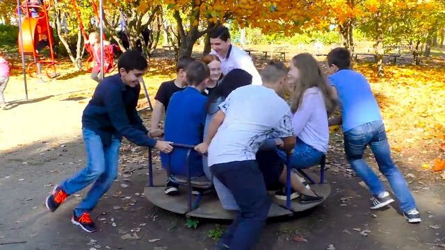 Клип о 9 классе! школа 128 г.Донецк смотреть онлайн