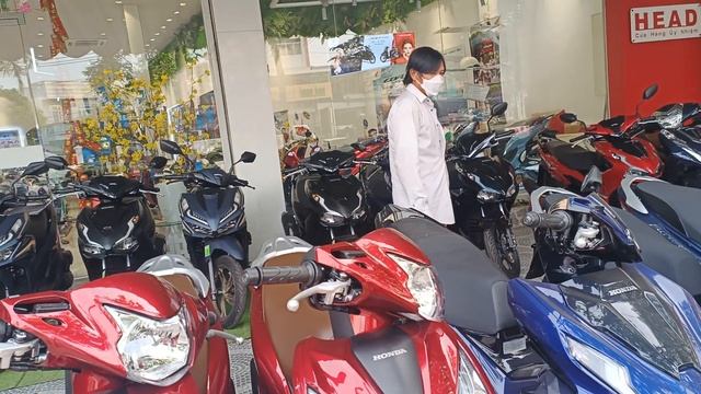 giá xe Honda cuối năm khuyến mãi lớn смотреть онлайн
