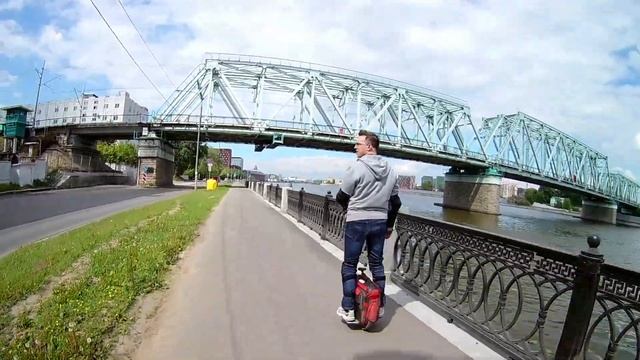 покатушки на mini 4 по набережной р. Москва от Кремля до Нагатинской и обратно. смотреть онлайн