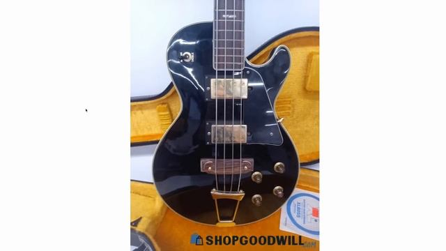 I Wonder What This Was... 🤔 | Goodwill Guitar Hunting смотреть онлайн