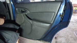 Как снять дверную карту задней двери Ford Focus 1