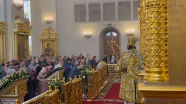 Старец Валериан из Акулово стал архимандритом Серафимом (Кречетовым). Вербное Воскресенье в Одинцов смотреть онлайн