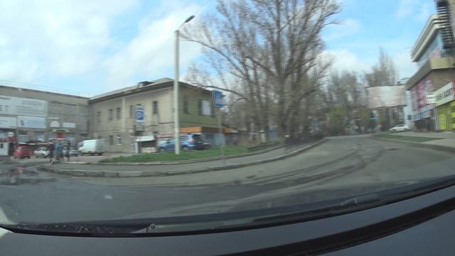 ВЛОГ.ЗИМА В ДОНЕЦКЕ.РАЗБИТЫЙ РЫНОК МАЯК.ПОКАТУШКИ ПО ГЛАВНОЙ УЛИЦЕ ГОРОДА. смотреть онлайн