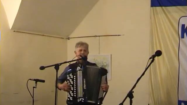Осень в Париже. Исп. Валерий Рохварг (баян) смотреть онлайн