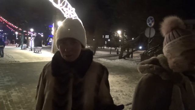 7 Января! Рождество Христово! Прогулка по вечернему городу с аутистом Ангелиной смотреть онлайн