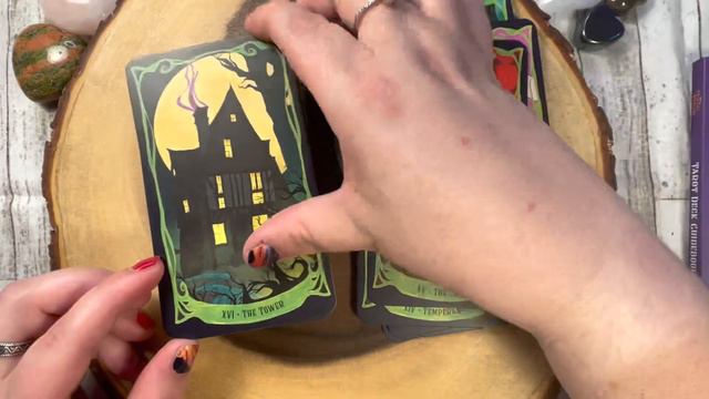 Hocus Pocus Tarot смотреть онлайн