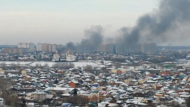 ПОЖАР В ЦЕНТРЕ ТЮМЕНИ 12.02.2020 смотреть онлайн
