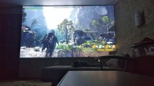 Anthem on 150 inch projector acer p1500