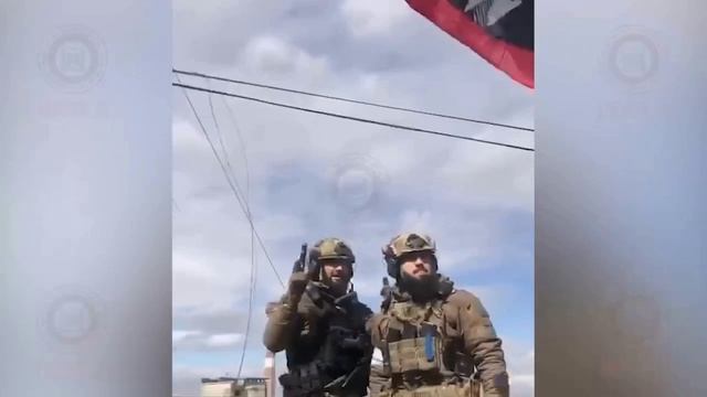 Российские военнослужащие дом за домом освобождают Мариуполь смотреть онлайн