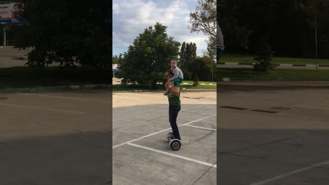 Испытание гироскутера Smart Balance 10" Original - Двое на одного! смотреть онлайн